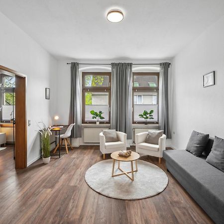 Wupper Home Ii, Top Lage Ideal Fuer Geschaeftsleute, Monteure, Familien, 3 Zimmer, Flachbild-Tv 부퍼탈 외부 사진